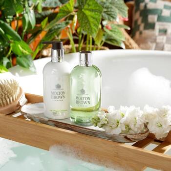 Lily & Magnolia Blossom Bath & Shower Gél - Kúpeľový a sprchový gél
